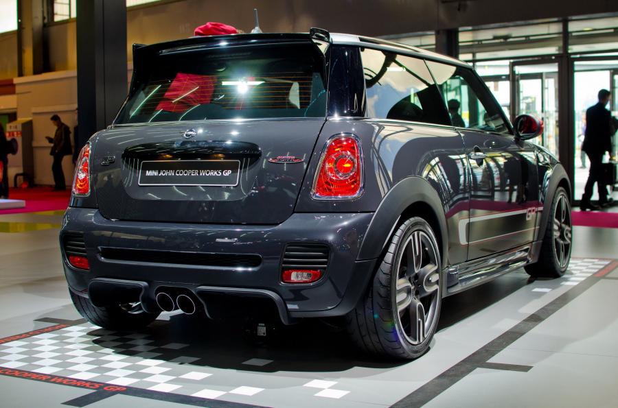  Mini Cooper GP JCW 2013 года  (фото 2 из 82)